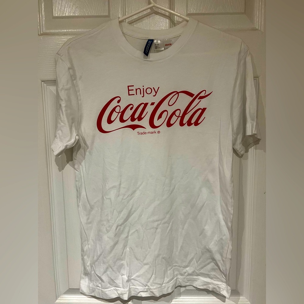 Coca Cola women’s White graphic T-Shirt